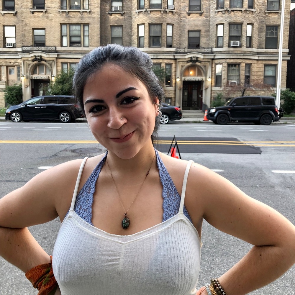 Meet your Posher, Marcela